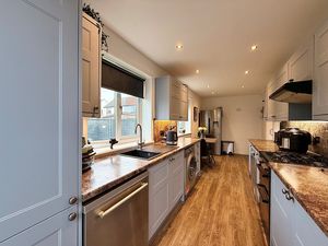 Photo 5- click for photo gallery